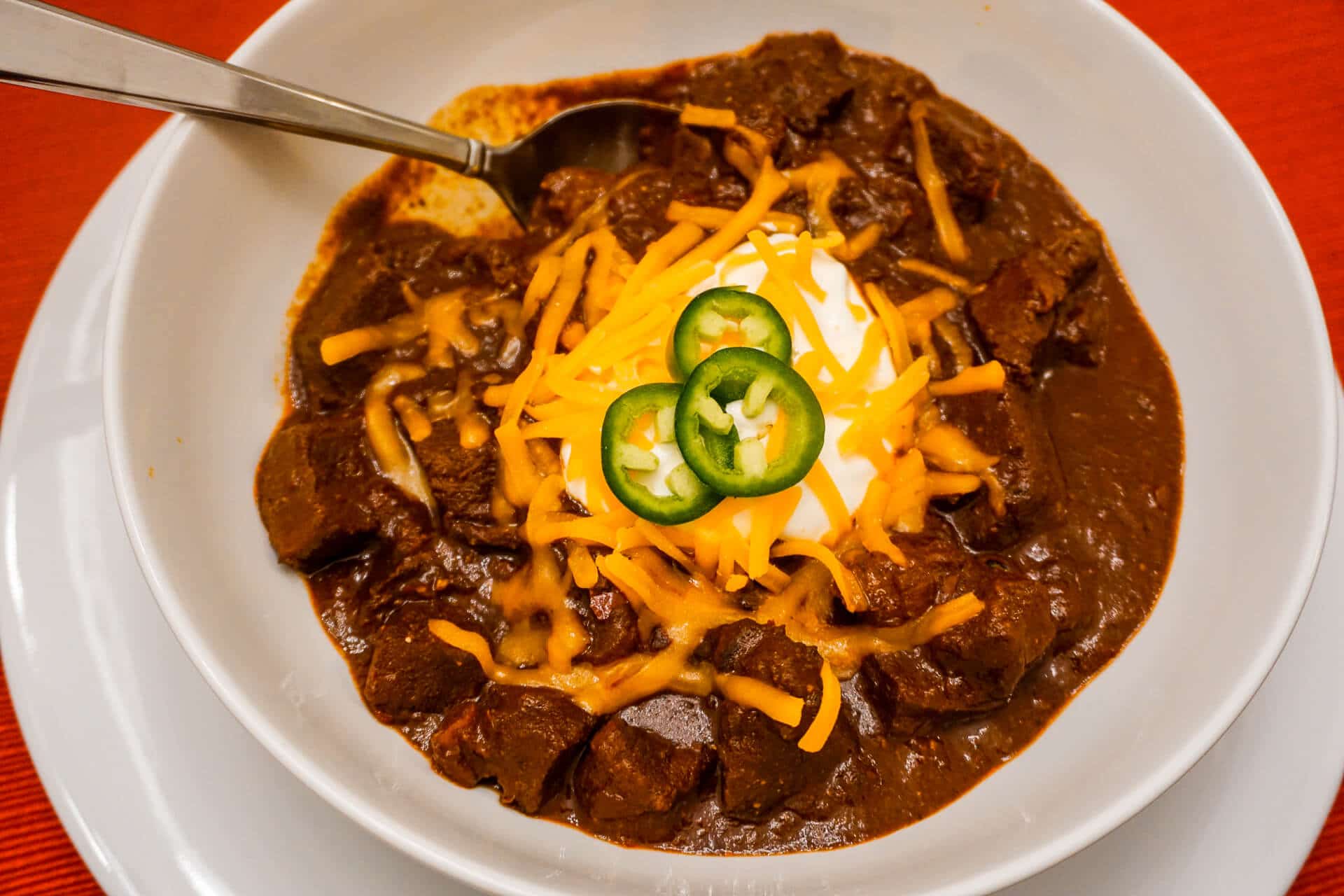 Mastering Authentic Texas Chili: Beef Chunks & Dried Chile Sauce
